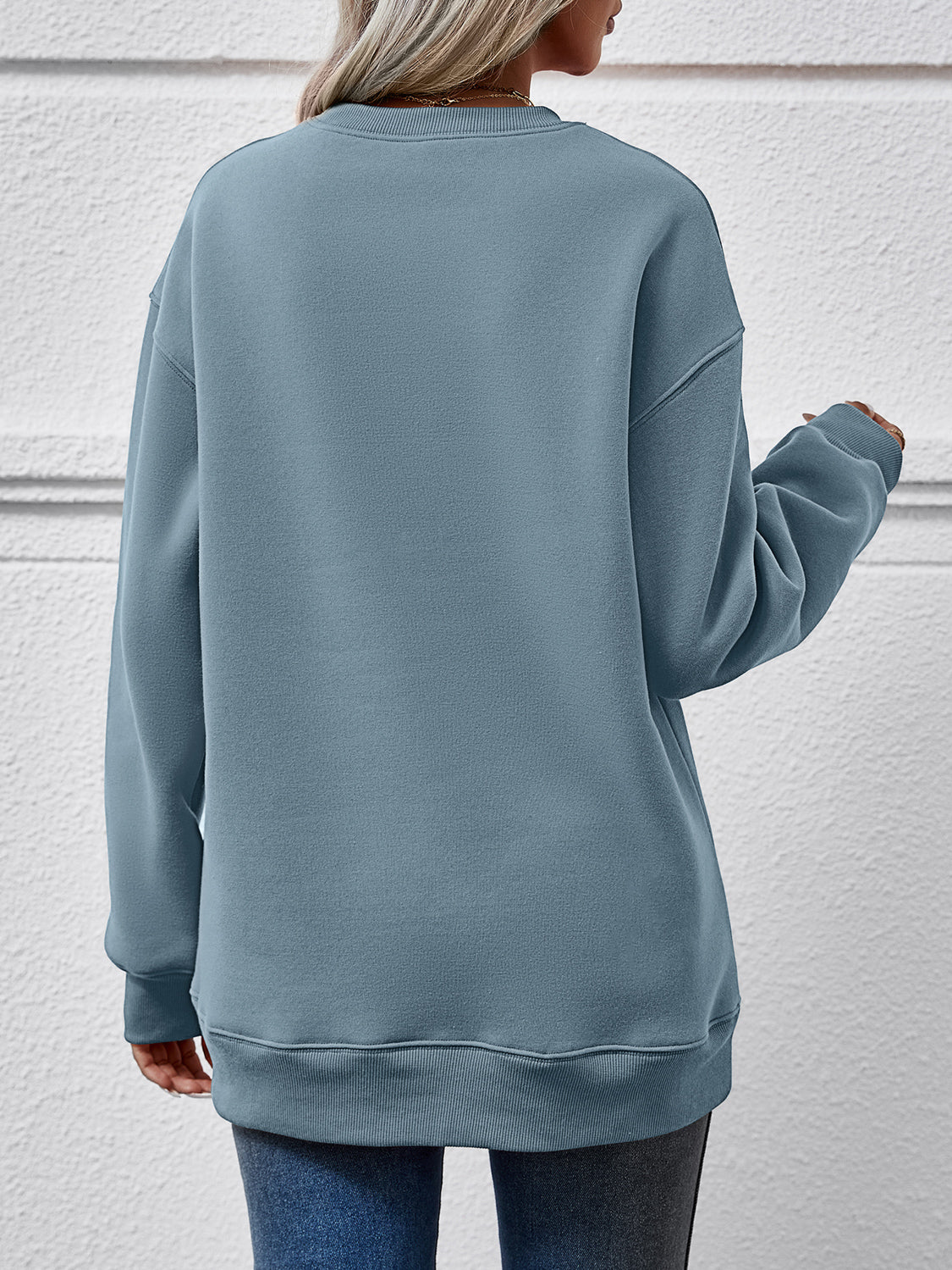 Round Neck Long Sleeve Sweatshirt